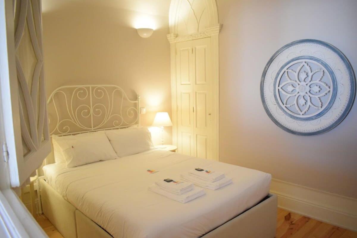 Liiiving In Porto - Vintage Balcony Apartment Luaran gambar